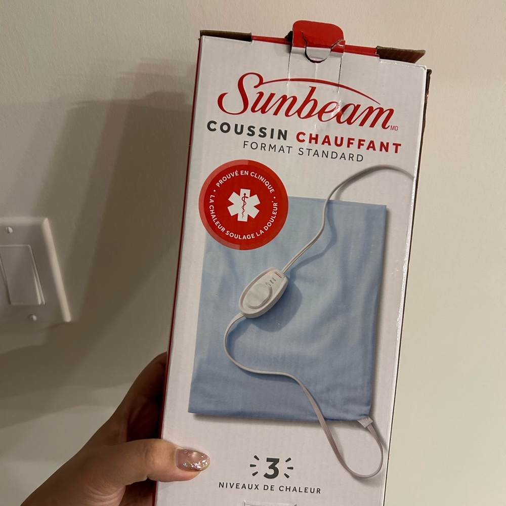 Sunbeam Blue Heating Pad with Controller new condition never used